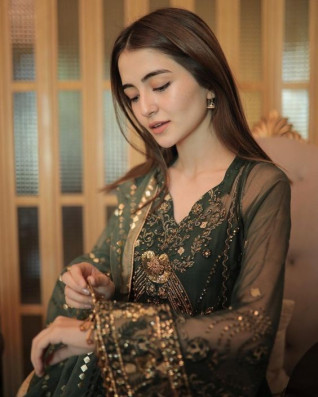 03493000660-vip-beautiful-hot-models-in-karachi-contact-mr-honey-party-girls-in-karachi-big-0