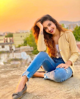 03493000660-independents-hostel-girls-in-karachi-vip-beautiful-hot-escorts-in-karachi-deal-with-real-pic-big-0