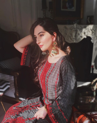 03040033337-call-girls-in-islamabad-e112-contact-mr-honey-escorts-hot-models-in-islamabad-big-0