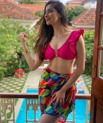 03040033337-most-beautiful-call-girls-in-islamabad-e112-contact-mr-honey-sexy-escorts-models-in-islamabad-big-0