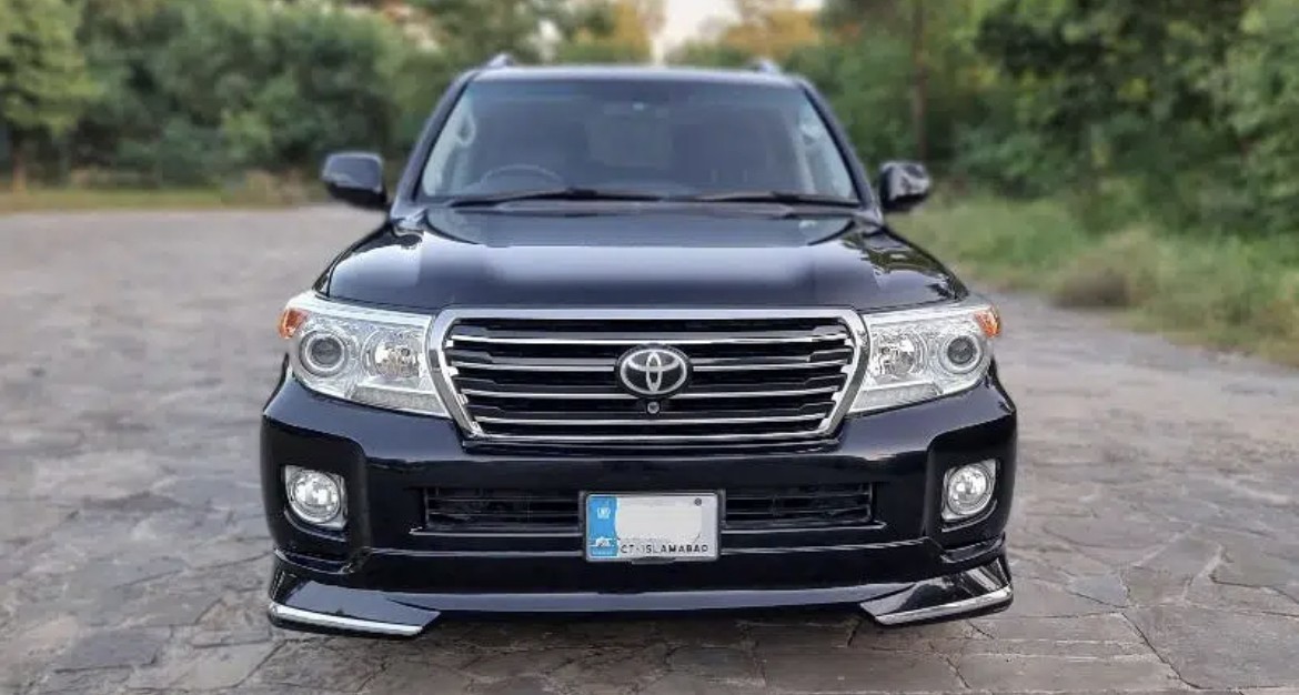 Genuine condition V8 2011 - Photo 3