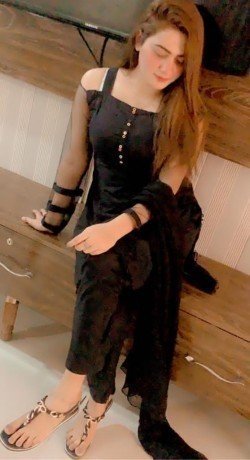 03035555872-hot-and-sexy-girls-for-fun-in-islamabad-rawalpindi-big-3