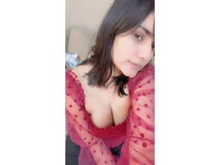 BIG TITS GIRLS ARE AVAILABIE IN LAHORE.