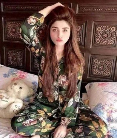 923330000929-beautiful-decent-collage-girls-available-in-rawalpindi-only-for-night-big-4