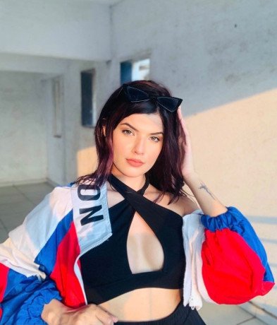 923493000660-vip-hot-luxury-party-girls-available-in-islamabad-special-new-years-girls-available-big-2