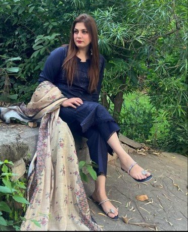 night-girls-call-girls-gulberg-green-islamabad3-03016051111-big-2