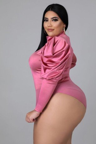 night-girls-call-girls-gulberg-green-islamabad9-03016051111-big-1