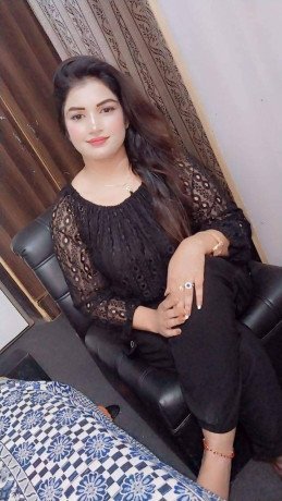 hot-sexy-housewife-in-faisal-town-f-18-islamabad-03016051111-big-4