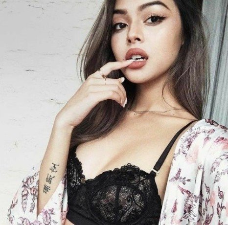 hot-sexy-housewife-in-g-8-markaz-islamabad-03016051111-big-3