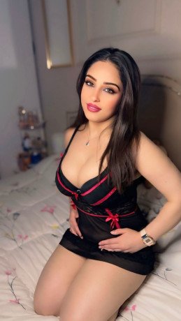 stunning-lahore-call-girls-923212777792-hotel-call-girls-in-lahore-big-2