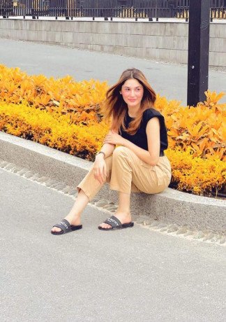 923493000660-vip-beautiful-hot-escorts-in-karachi-young-models-luxury-party-girls-also-available-big-3