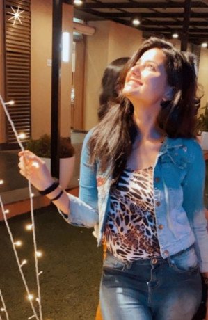 923493000660-vip-beautiful-youngs-models-vip-escorts-available-in-karachi-most-beautiful-student-girls-big-0