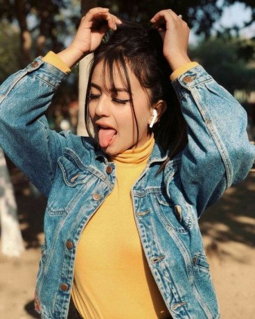 03493000660-beautiful-hot-young-models-luxury-party-girls-available-in-karachi-escorts-in-karachi-big-1