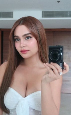 hot-university-girl-available-in-islamabad-big-0