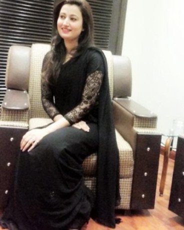 03040033337-hot-pakistan-university-girls-available-in-islamabad-e11-big-1