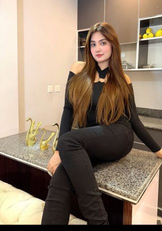 housewifes-sexy-girls-vip-escort-available-in-islamabad-big-0