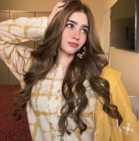 teen-age-hot-cute-vip-girls-available-in-islamabad-big-2