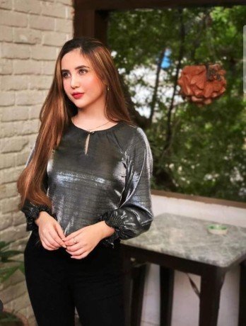03493000660-vip-beautiful-hot-escorts-in-karachi-dha-phase-4-contact-mr-honey-models-hot-call-girls-in-karachi-big-2